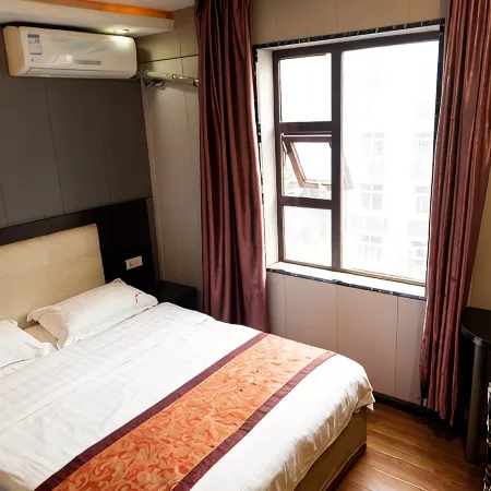Zhenghe Business Hotel