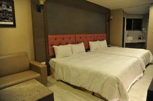 Maple Hotel - business