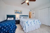 Family getaway 5 miles to Siesta Beach.  Heated private Pool, bicycles.Sleep 10. - 私人泳池
