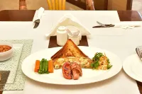 Grand Forty Hotel - breakfast