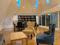 Geneva Hostel - Hostels