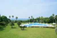 Mercure Kochi Tosa Resort & Spa - Yüzme Havuzu