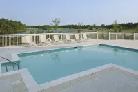 Hilton Garden Inn Savannah Airport - Rooftop Pools