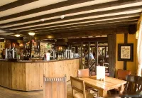 Swan Hotel by Greene King Inns - bar