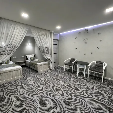 Status House