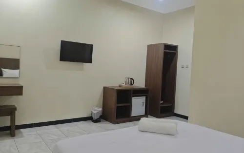 Green Hotel