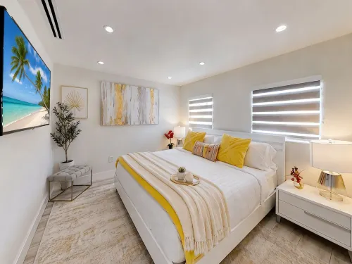 Central Miami Stay • Near Airport & Calle 8 / Pool