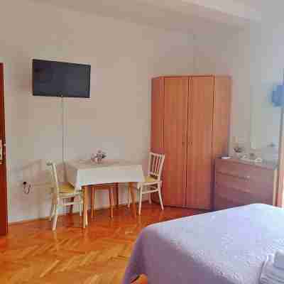 Charming studio for 2 people in a quiet area Rooms