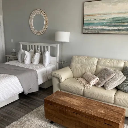 Ocean front Studio across from beach
