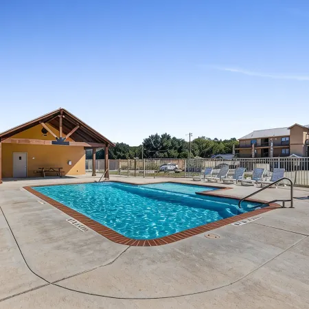 On River Time...Cozy 3-br 2-ba condo in gated complex, pool, direct river access