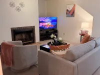 Nice 2-bedroom apartment in Burien Hotels in Burien