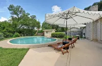 Austin Music Retreat - Spacious 5BR home w/ private pool & game room near Austin - Badekar
