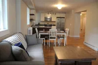 Lakefront Downtown Apartment