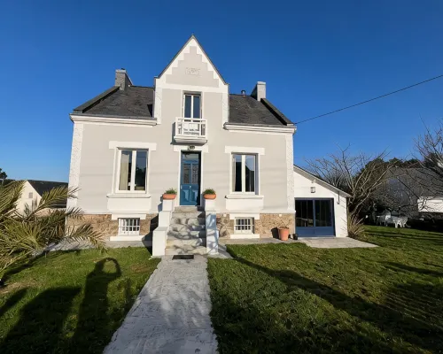 Appt Rez de Jardin Golfe du Morbihan - Entièrement Rénové 2024 Hotels in Arzon