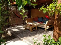 Mango Dive & Bungalow - Bed and Breakfasts