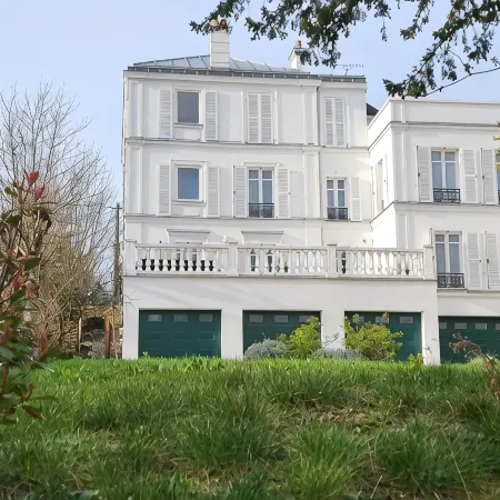 Villa Les Coteaux - 300m² - Proche Paris