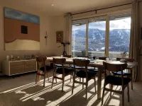 Killer Views   -&-   Highest Reviews   -&-   Great Value  -&-  6 Min to Ski hill