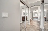 Spacious 4-bedroom house in marvelous Gilbert! - 부티크