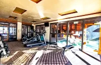 Royal Vista III, Pool & Hot-Tub, Ski-I/O, 2 BR, 2 Bath, Sleeps 6 - Gym