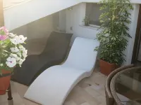 Top floor penthouse apartment with terrace in the historical center, 3 km from the beach - WiFi