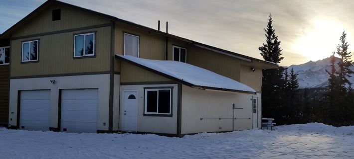 The Taiga House - inspiring mountain views at the edge of Denali National Park デナリのホテル