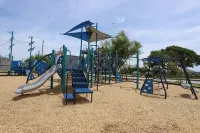 Personal Resort w/ Private Pool, Hot Tub & Elevator, Walking Distance to Town