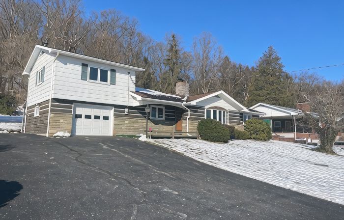 Enjoy the best of Central Pennsylvania, Raystown Lake, and Happy Valley.