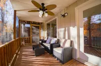 Lakefront Norris Lake house. Dock, Minimal Stairs. Close to I-75, Jacksboro, TN - Wifi