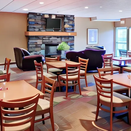 Pomeroy Inn & Suites Fort St. John