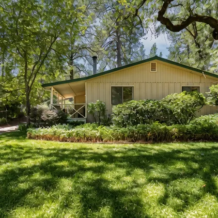 Hot Tub☀️Horse-Boarding🐴Gameroom🎯Cozy King Cottage