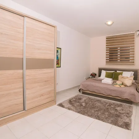 Superior Onebedroom Apartment