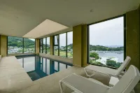 Blue Mango Pool Villa & Resort - С бассейном
