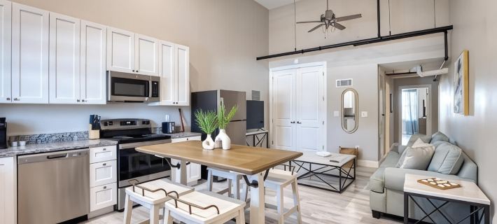 902 Howard Lofts Ξενοδοχεία στην πόλη Biloxi