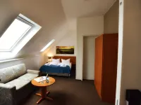 Trip Inn Goethe Hotel Messe Frankfurt Hotels near ريبشتوكباد