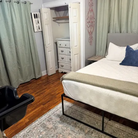 Charming home - Downtown area