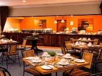 Greenway Woods Resort Hotels in White River