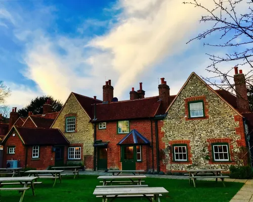 Stag and Huntsman Hotels in Henley-on-Thames