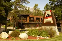 Tonquin Inn