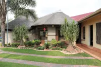 Big "5" Guesthouse - Guest houses