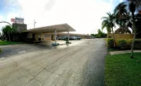 Coral Roc Motel