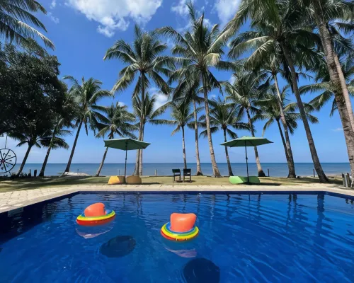 Antique Amor Bungalows & Villas Hotels in Pandan