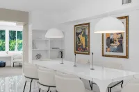 Brickell Miami Luxury Villa - 5 Suites with Private Bathrooms - Pool & Hot Tub