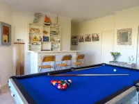 Holiday on Hero, Dog Friendly, outdoor SPA, 3 mins walk to the beach, fast Wifi