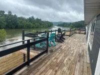 Current River Front Cabin … 4 Bed Room on the Waters Edge - Wi-Fi