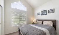 Charming 2-bedroom townhome with fitness room, WiFi in delightful Gilbert - balcony