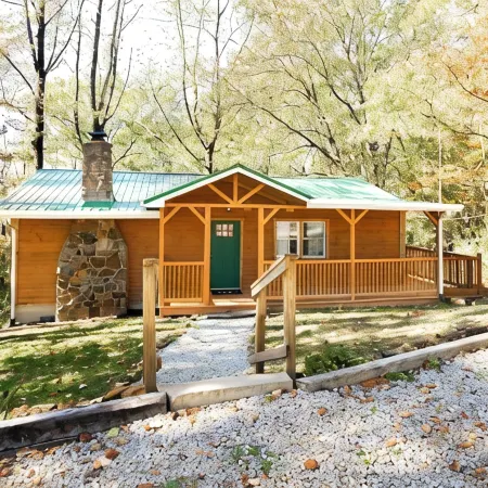 Private Cabin Overlooking Hocking Hills