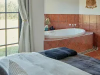 The Caretakers Cottage- Tranquil countryside escape シングルトンのホテル