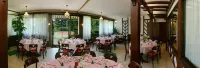 Hôtel Restaurant Pavillon Carina - Aamiainen