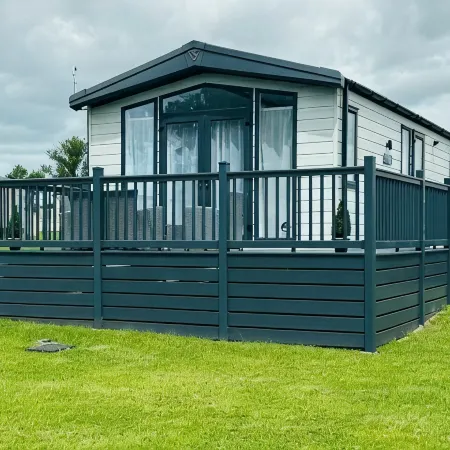 Ashbourne Heights Holiday Park - Holiday Accommodation 18103