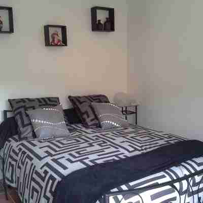 Apt. T1 Bis in town on the 1st floor of a residence with terrace carractère Rooms